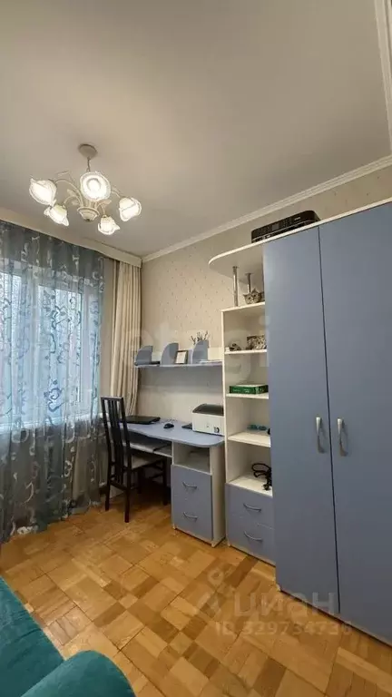 4-к кв. Крым, Симферополь ул. Героев Сталинграда (76.8 м) - Фото 1