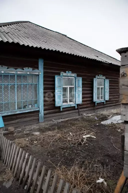 Дом в Кемеровская область, Ленинск-Кузнецкий пер. Суворова, 47 (64 м) - Фото 0