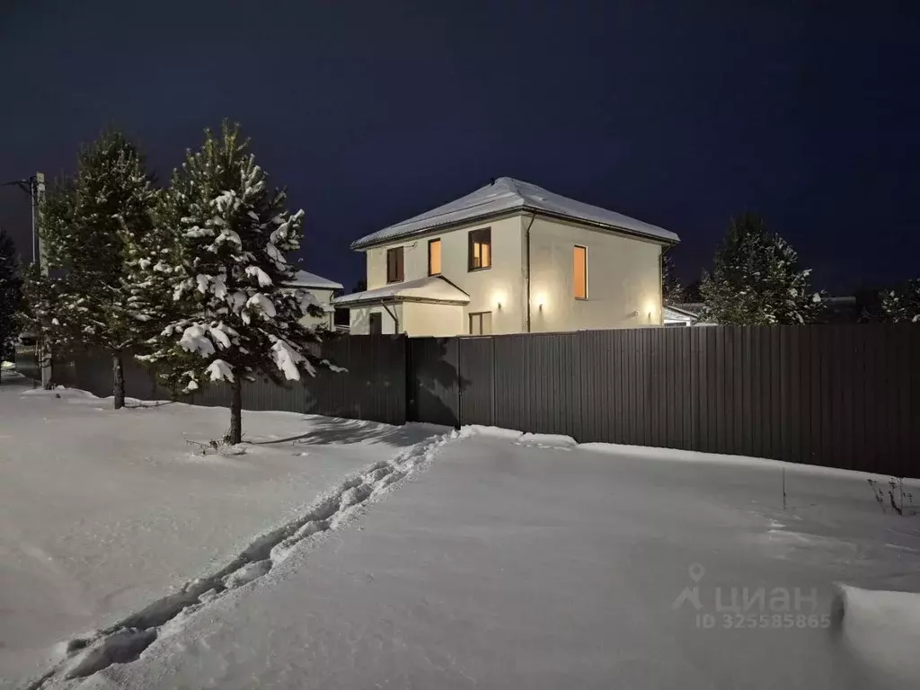 Дом в Свердловская область, Полевской муниципальный округ, с. ... - Фото 1