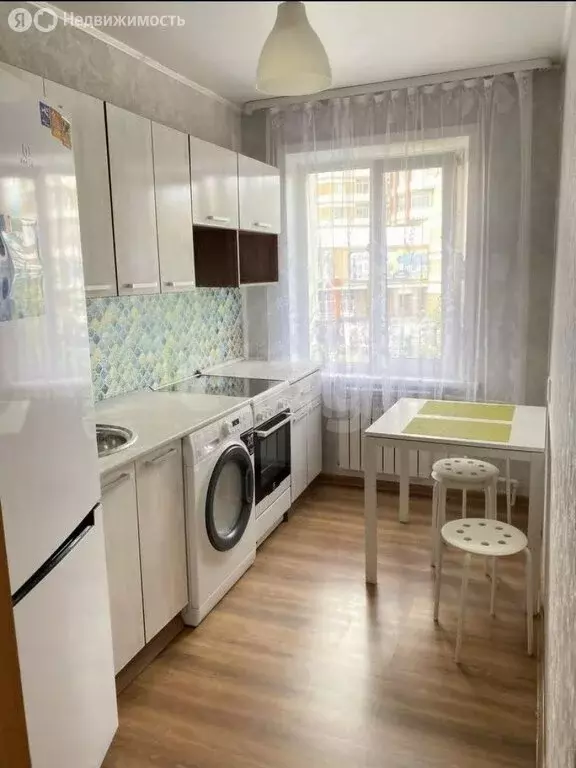 1-комнатная квартира: Улан-Удэ, улица Калашникова, 8 (34.8 м) - Фото 0