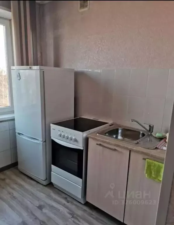 2-к кв. Хакасия, Черногорск Красноярская ул., 91А (45.0 м) - Фото 1