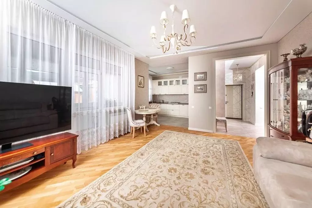 2-к кв. Краснодарский край, Геленджик Новороссийская ул., 62 (110.0 м) - Фото 1