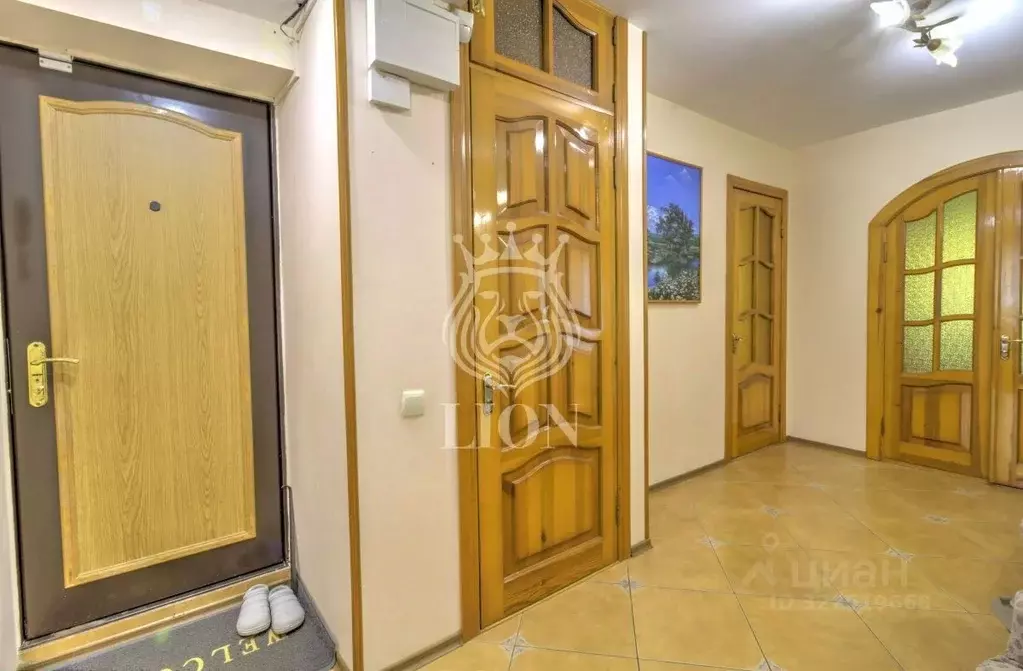 3-к кв. Крым, Алушта ул. Октябрьская, 33 (65.0 м) - Фото 2