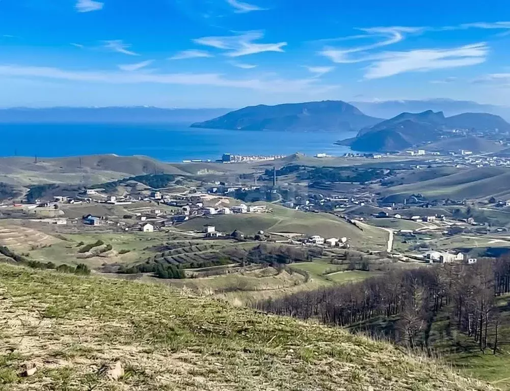 Участок в Крым, Феодосия муниципальный округ, с. Виноградное ул. ... - Фото 1
