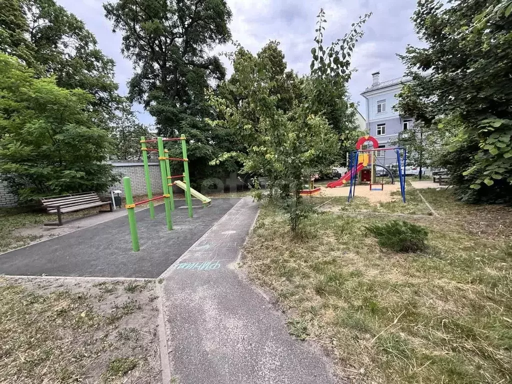 2-к кв. Белгородская область, Старый Оскол ул. Ленина, 33/55 (50.06 м) - Фото 0