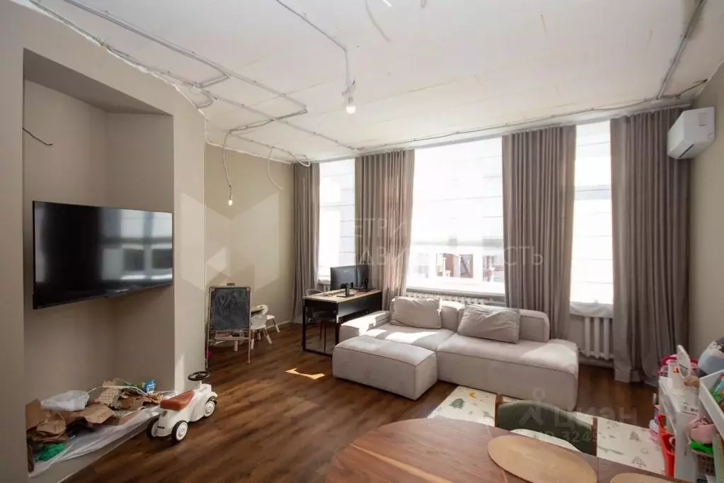 1-к кв. Тюменская область, Тюмень ул. Пржевальского, 35к5 (70.9 м) - Фото 1