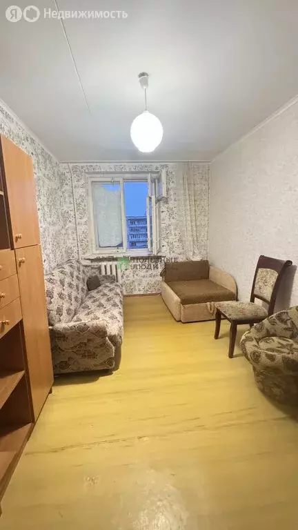 3-комнатная квартира: Евпатория, улица имени 60-летия Октября, 16 (58 ... - Фото 1