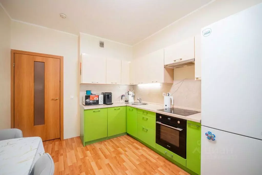 1-к кв. Свердловская область, Екатеринбург ул. 8 Марта, 188 (46.1 м) - Фото 2