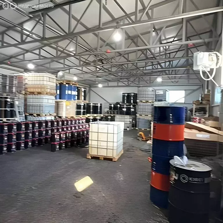 Помещение свободного назначения (2200 м) - Фото 1