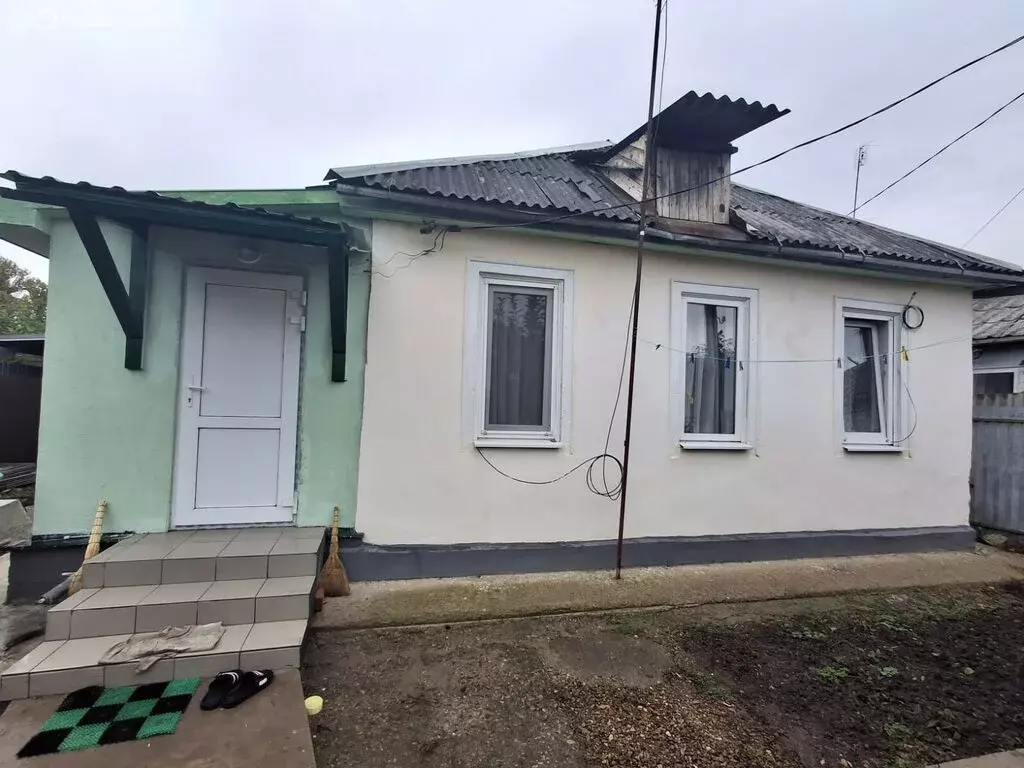 Квартира-студия: Абинск, Красноармейская улица, 5 (40.4 м) - Фото 0