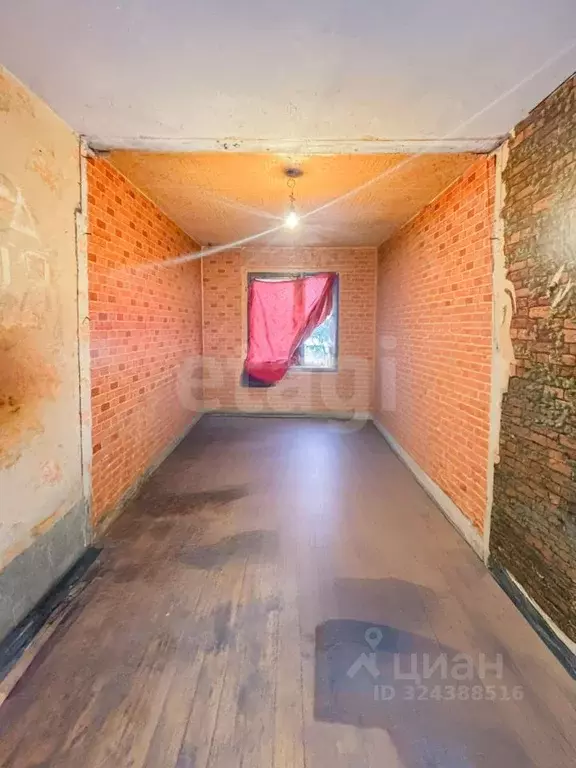 3-к кв. Псковская область, Псков Петровская ул., 29 (66.5 м) - Фото 1