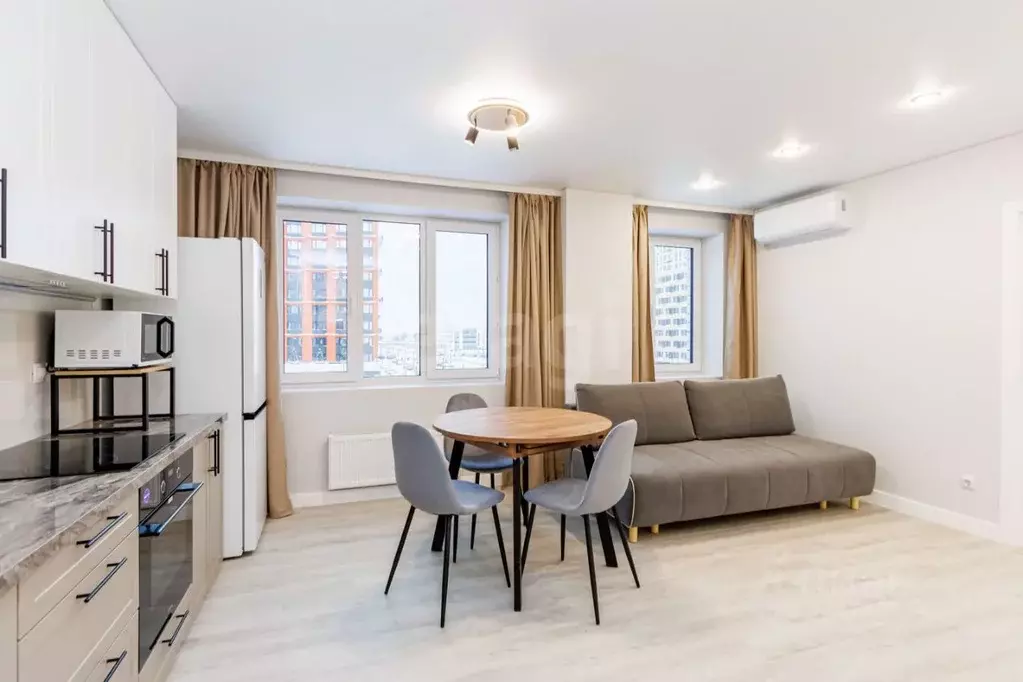 2-к кв. Тюменская область, Тюмень ул. Новоселов, 90 (54.4 м) - Фото 1