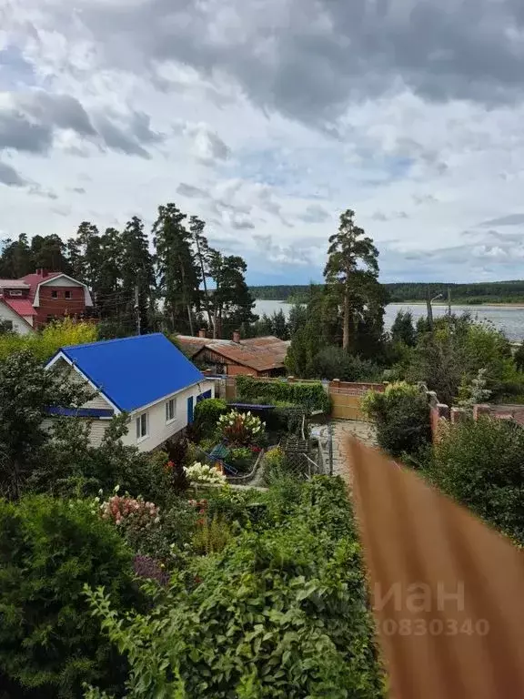 Дом в Челябинская область, Чебаркуль Чебаркульская ул., 60 (40 м) - Фото 1
