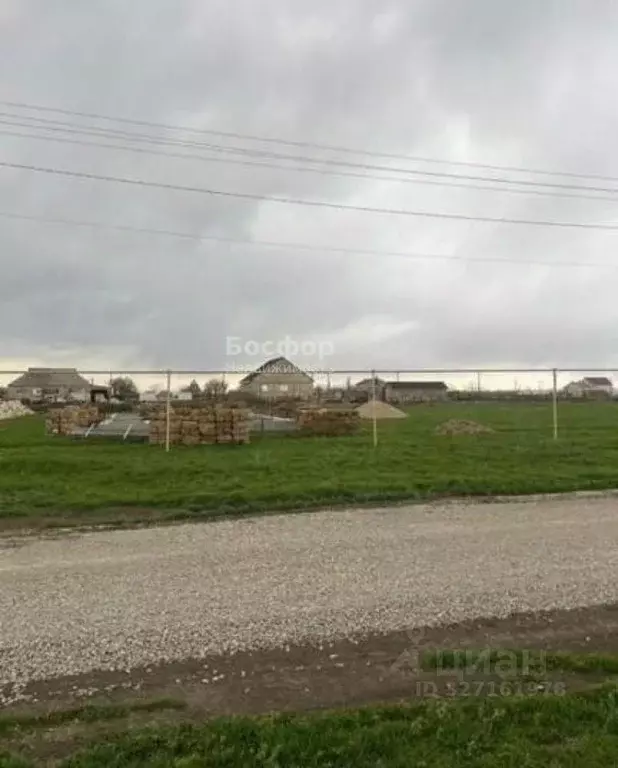 Участок в Крым, Кировский район, с. Яркое Поле ул. Высоцкого (15.0 ... - Фото 2