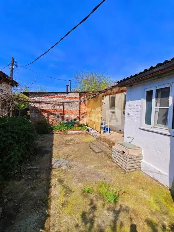 3-к кв. Краснодарский край, Усть-Лабинск Коммунистическая ул., 46 ... - Фото 2