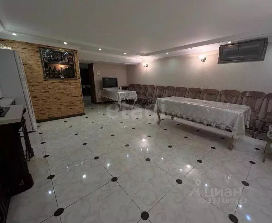 Дом в Северная Осетия, Владикавказ Алагирская ул., 54 (320 м) - Фото 2