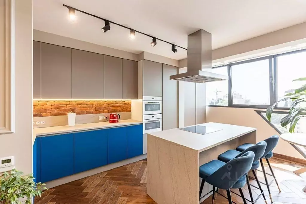 3-к кв. Краснодарский край, Сочи Центральный мкр, ул. Роз, 36 (85.0 м) - Фото 2