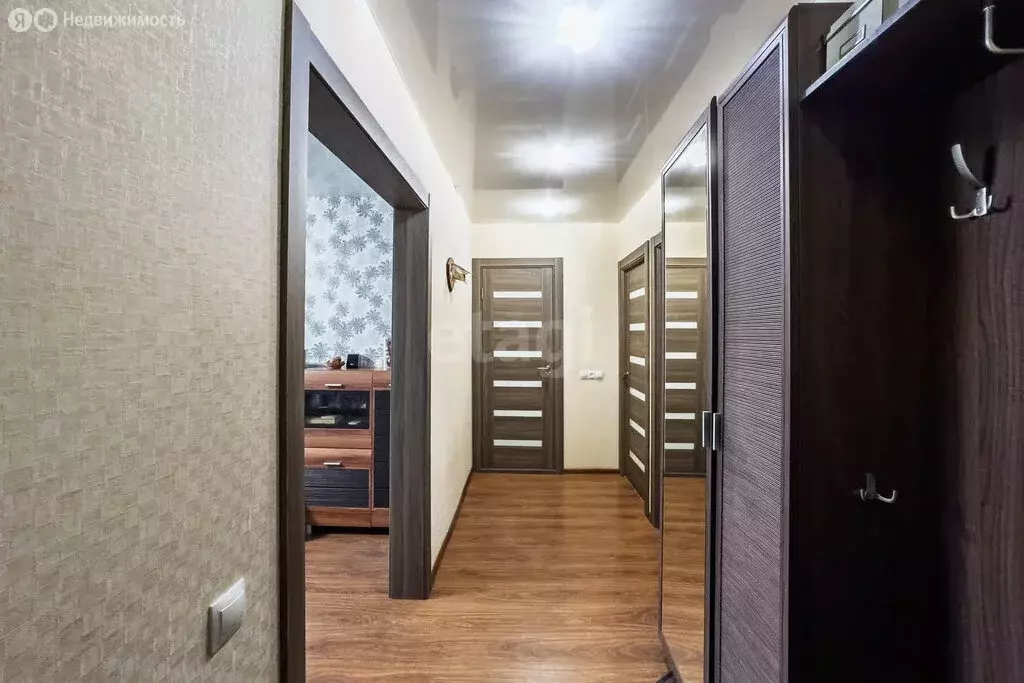 3-комнатная квартира: Ульяновск, улица Ефремова, 153 (59.6 м) - Фото 0