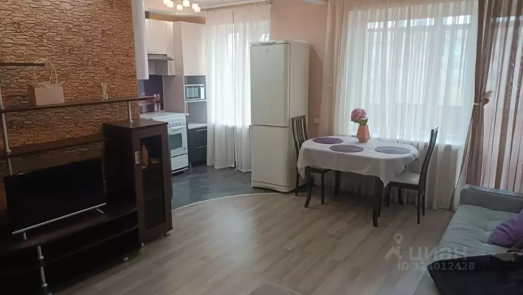 3-к кв. Волгоградская область, Волгоград ул. Дзержинского, 38 (54.5 м) - Фото 1