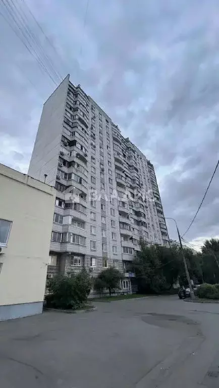 Продается 2-комнатная квартира - Фото 1