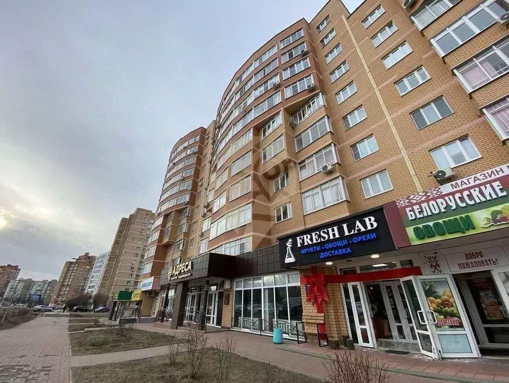 Помещение свободного назначения в Белгородская область, Старый Оскол ... - Фото 0