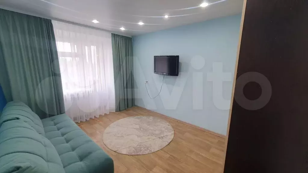 2-к. квартира, 31,8 м, 9/9 эт. - Фото 0