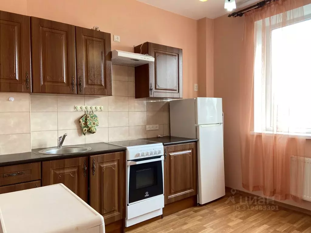 1-к кв. Санкт-Петербург ул. Ушинского, 33к3 (45.0 м) - Фото 0