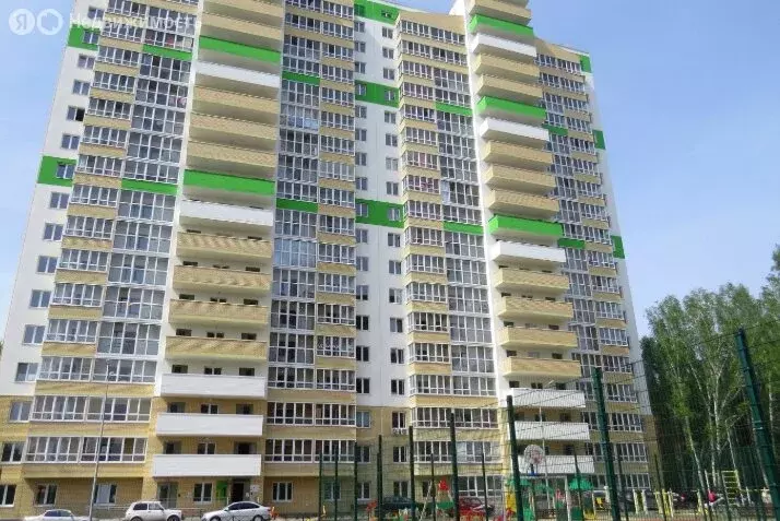 Квартира-студия: Тюмень, улица Парада Победы, 9 (21.1 м) - Фото 1