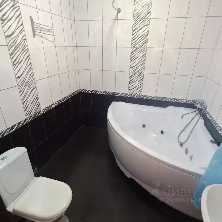 Комната Волгоградская область, Волгоград ул. Землячки, 40 (55.0 м) - Фото 2