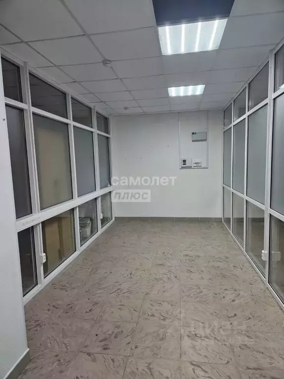 Офис в Волгоградская область, Волгоград Череповецкая ул., 1 (26 м) - Фото 1