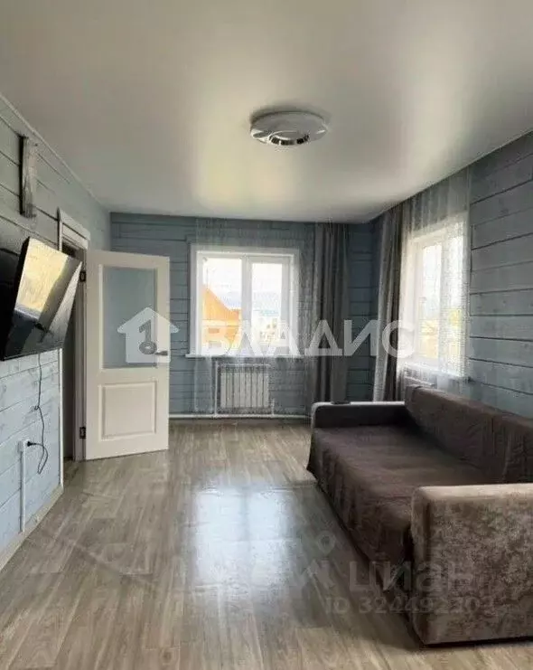 Дом в Бурятия, Иволгинский район, Сотниковское с/пос, с. Сотниково, ... - Фото 1