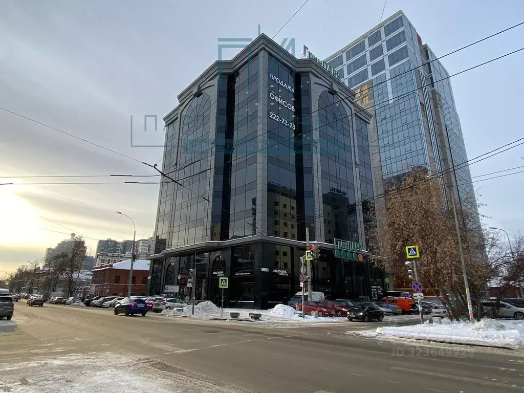 Офис в Свердловская область, Екатеринбург ул. Розы Люксембург, 22 (53 ... - Фото 1