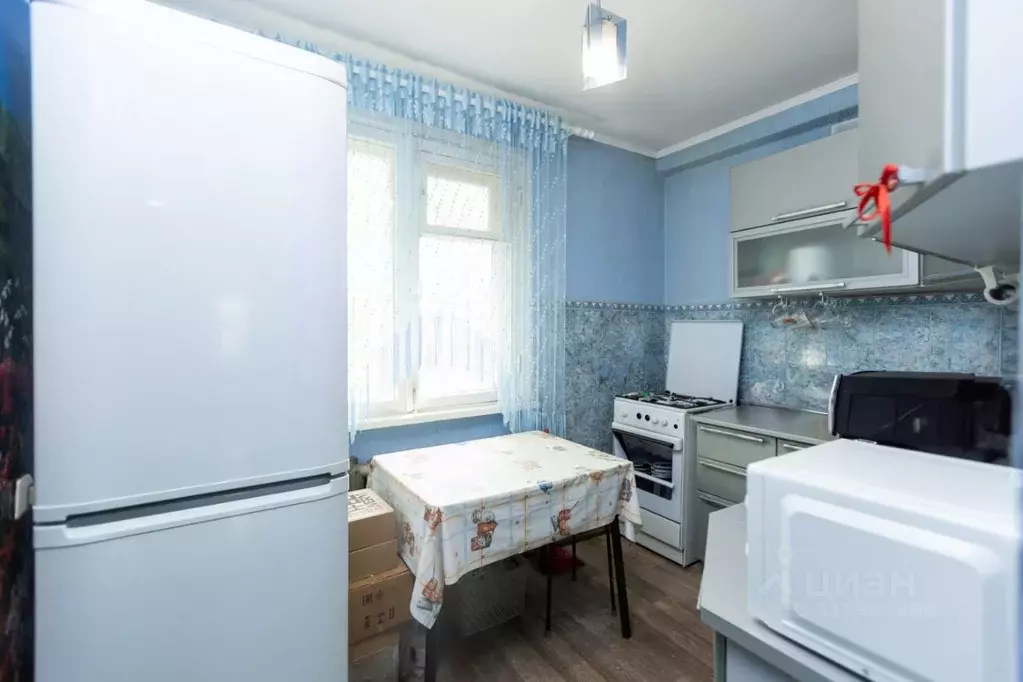 3-к кв. Оренбургская область, Оренбург Центральная ул., 19 (61.0 м) - Фото 0