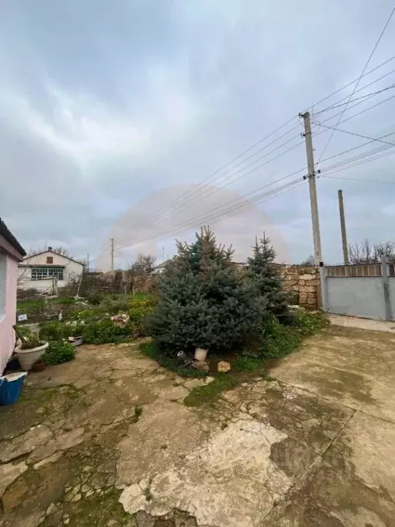 Дом в Крым, Сакский район, Крайненское с/пос, с. Трудовое  (74 м) - Фото 2