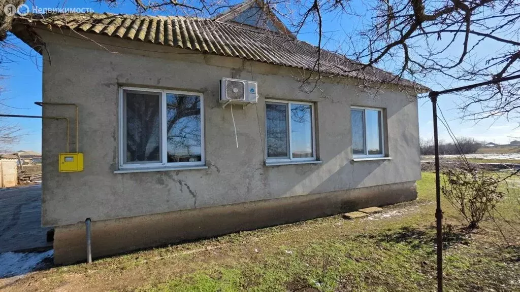 Дом в Джанкойский район, Майское сельское поселение, село Ближнее, ... - Фото 1