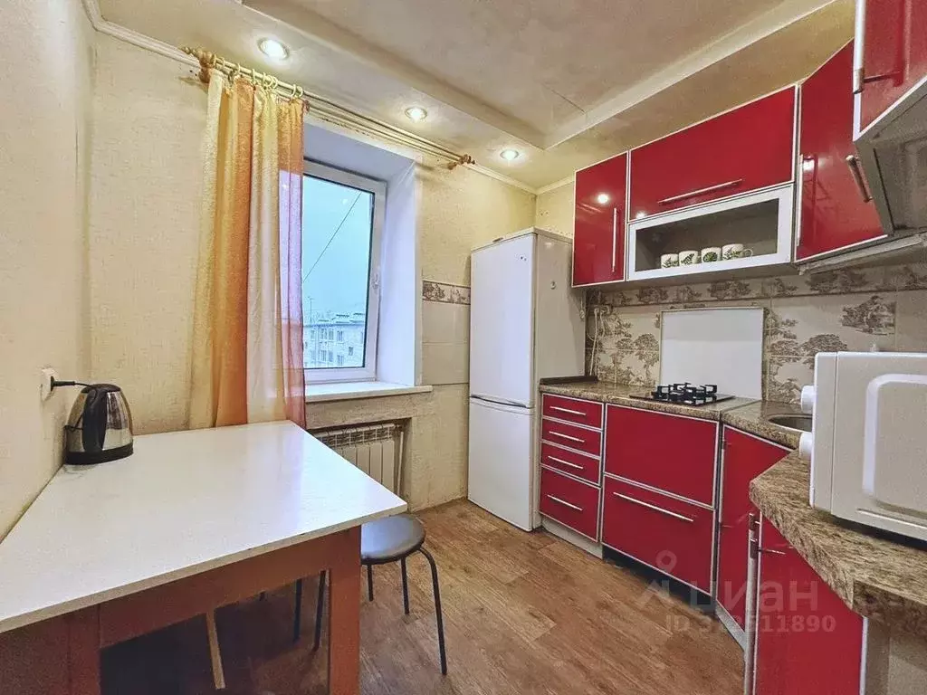 1-к кв. Калужская область, Калуга Пригородная ул., 11 (42.0 м) - Фото 2