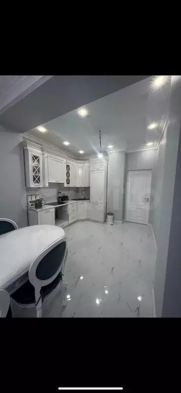 2-к. квартира, 70 м, 5/16 эт. - Фото 1