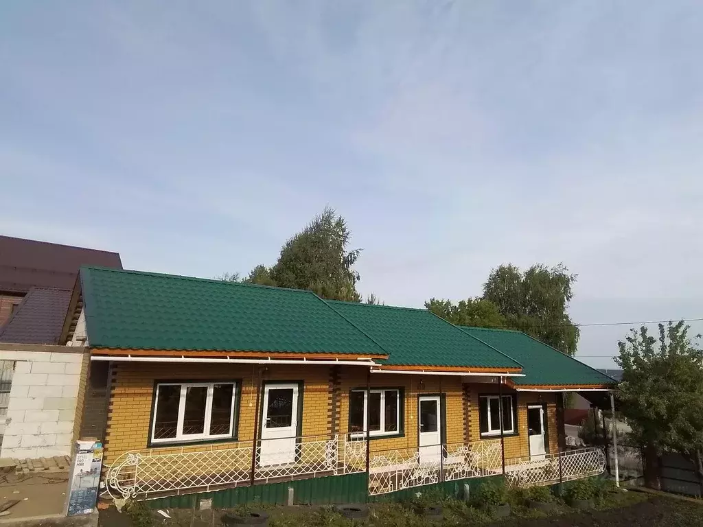 Дом в Алтайский край, Белокуриха ул. Строителей, 57 (75 м) - Фото 2
