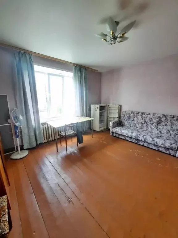 Комната 18 м в 3-к., 3/5 эт. - Фото 1