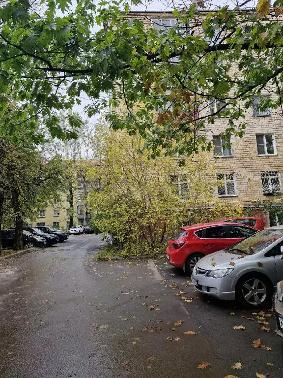 Продается комната в 3-комнатной квартире - Фото 0
