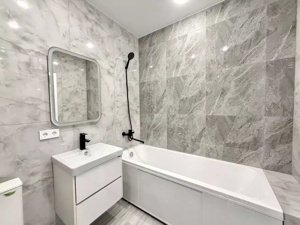 1-к кв. Волгоградская область, Волгоград Новодвинская ул., 18 (46.0 м) - Фото 1