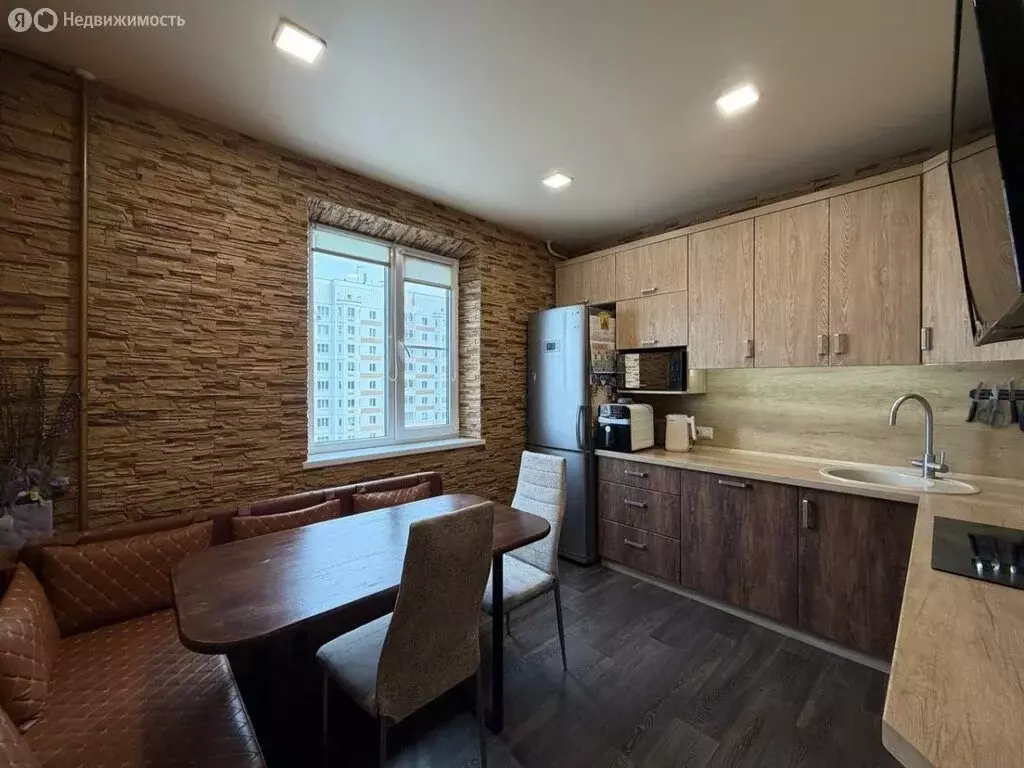 3-комнатная квартира: Курск, проспект Анатолия Дериглазова, 83 (76.9 ... - Фото 1