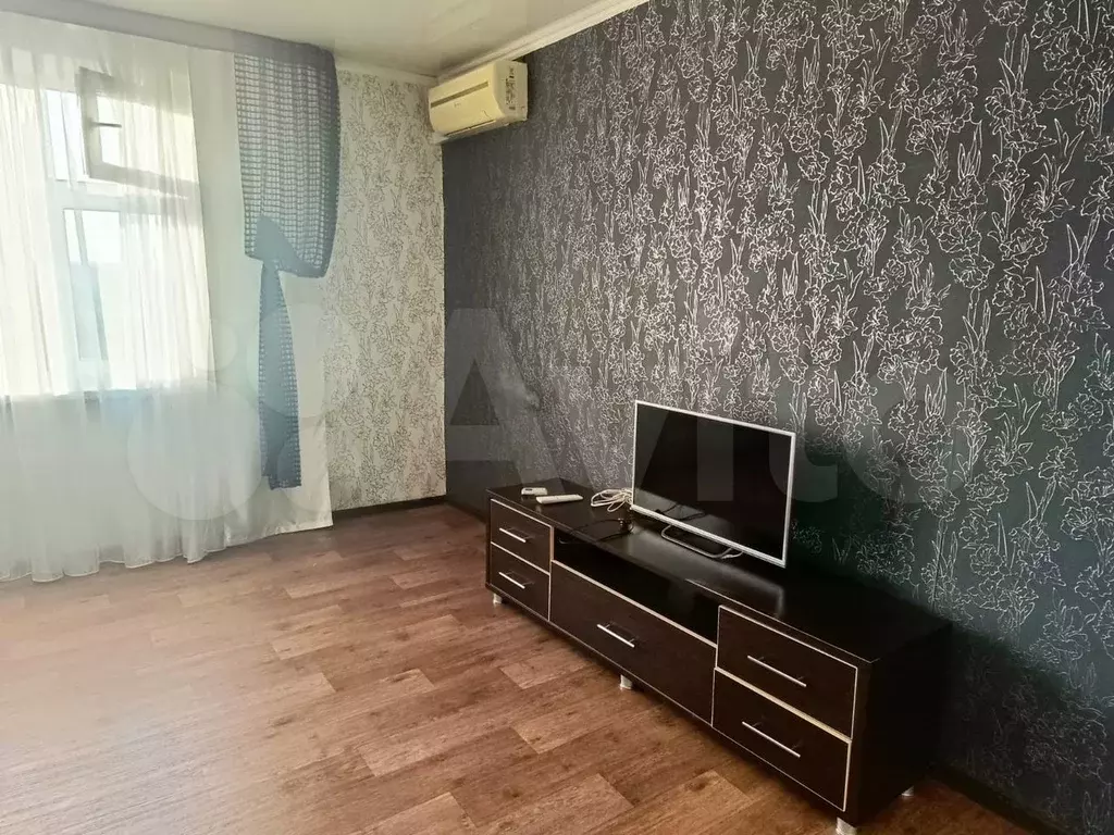 3-к. квартира, 70 м, 9/9 эт. - Фото 0