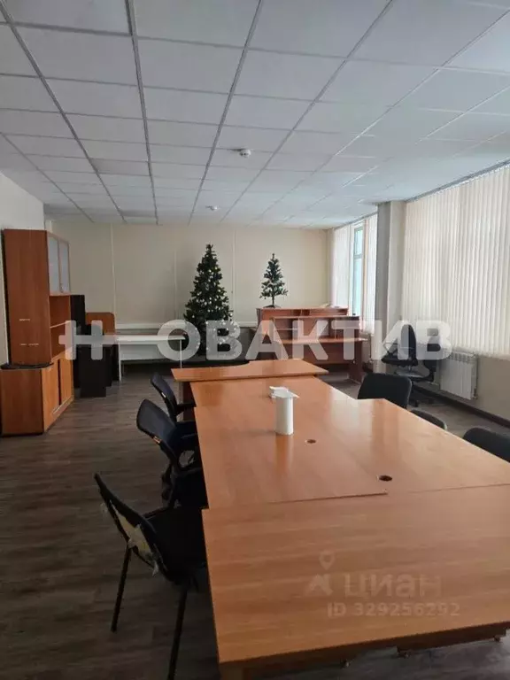 Офис в Новосибирская область, Новосибирск ул. Овчукова, 93 (72 м) - Фото 2