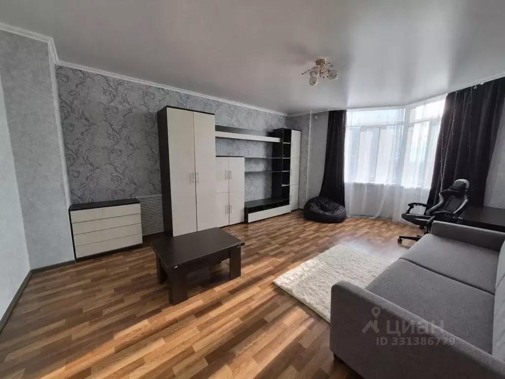 2-к кв. Самарская область, Самара Московское ш., 45 (71.4 м) - Фото 1