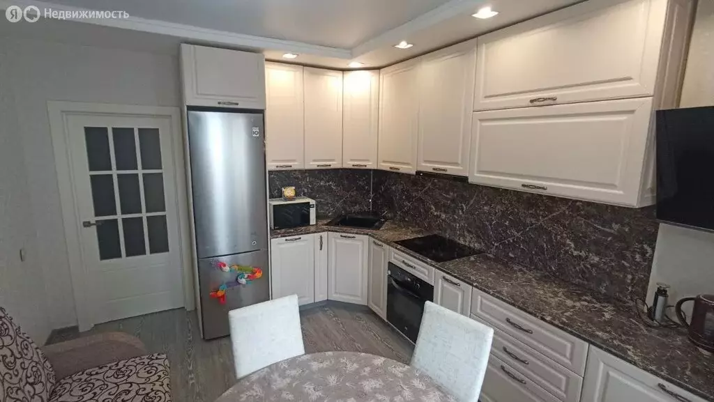 2-комнатная квартира: Краснодар, 5-я Дорожная улица, 68к1 (67.2 м) - Фото 1