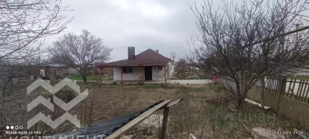 Дом в Крым, Черноморский район, с. Новоивановка ул. Целинная, 23 (61 ... - Фото 1
