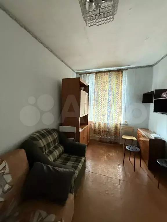 Комната 15 м в 5-к., 5/5 эт. - Фото 1