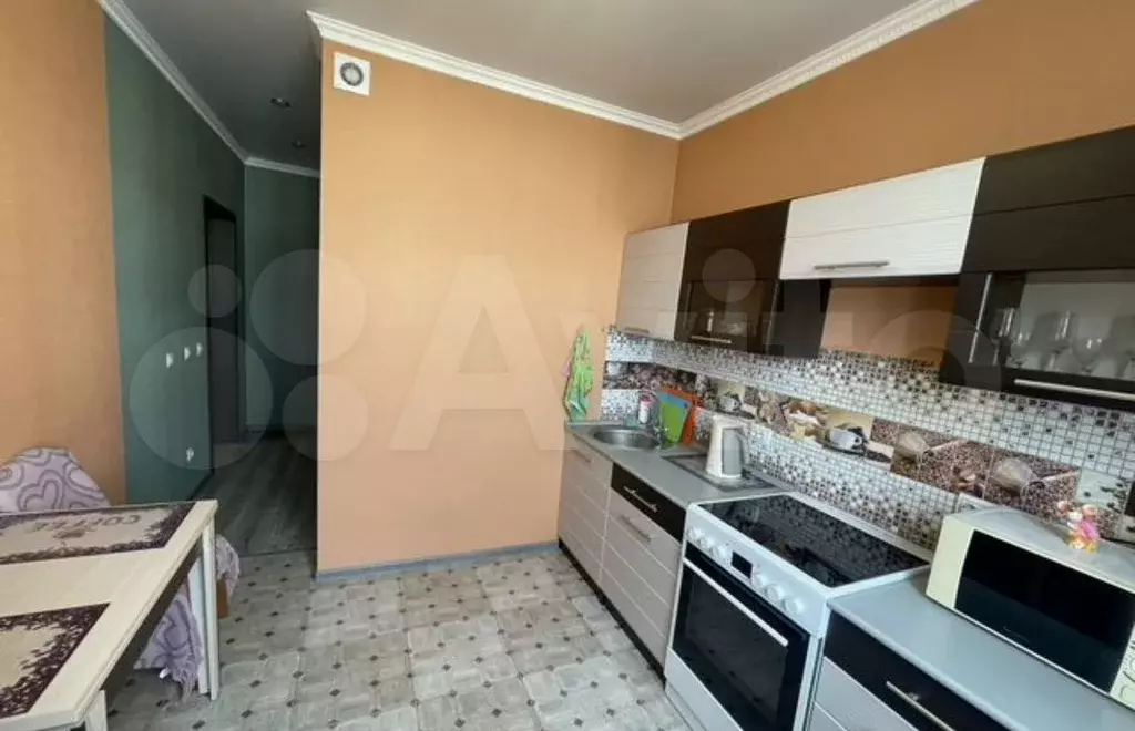 1-к. квартира, 42 м, 8/9 эт. - Фото 1