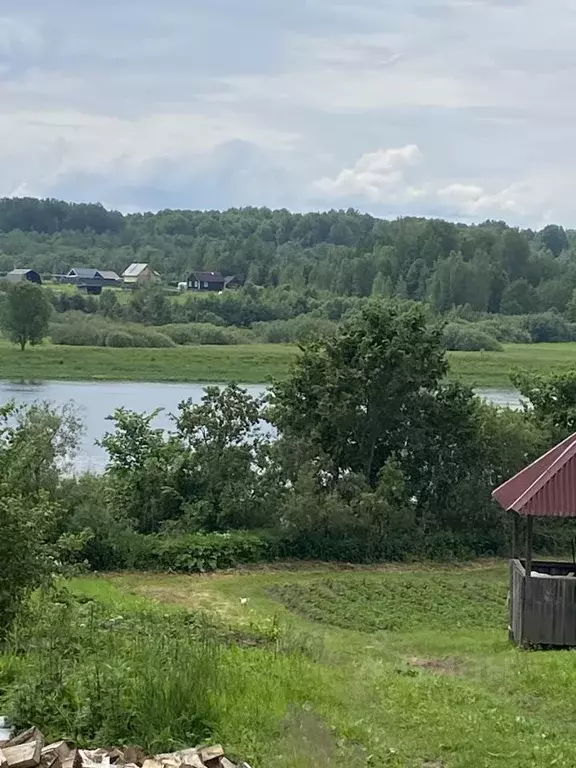 Дом в Новгородская область, Новгородский район, Савинское с/пос, д. ... - Фото 0